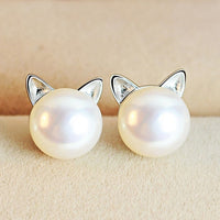 Pearl Cat Earrings